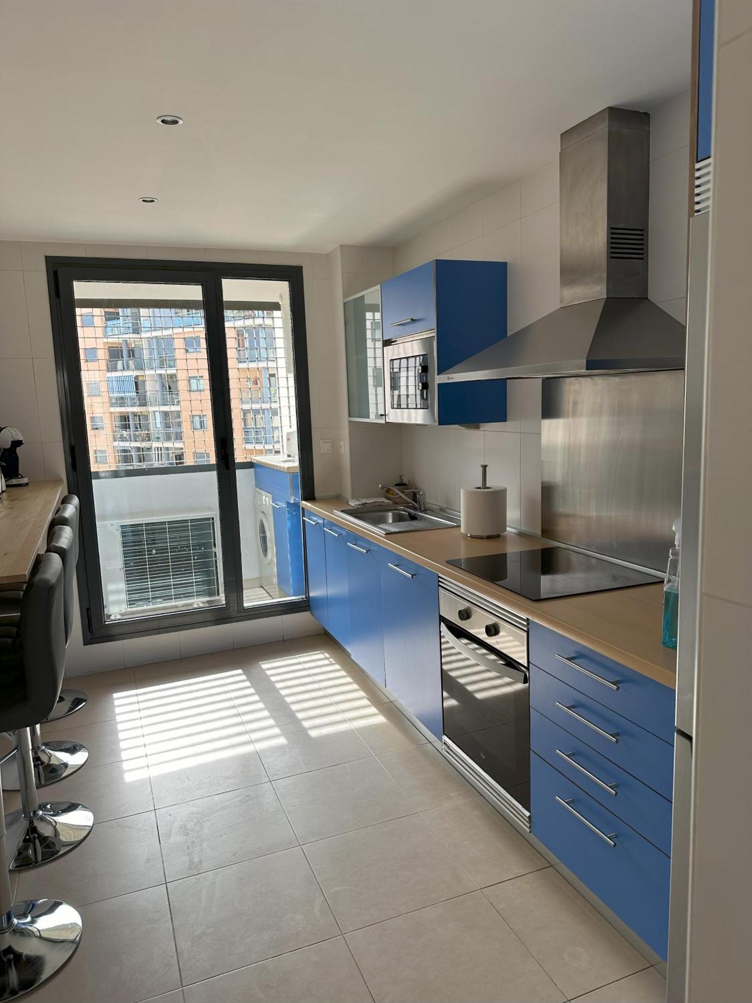 Luxurious, Newly-Renovated Large 2-Bedroom Condo By The Beach Μπένιντορμ Εξωτερικό φωτογραφία